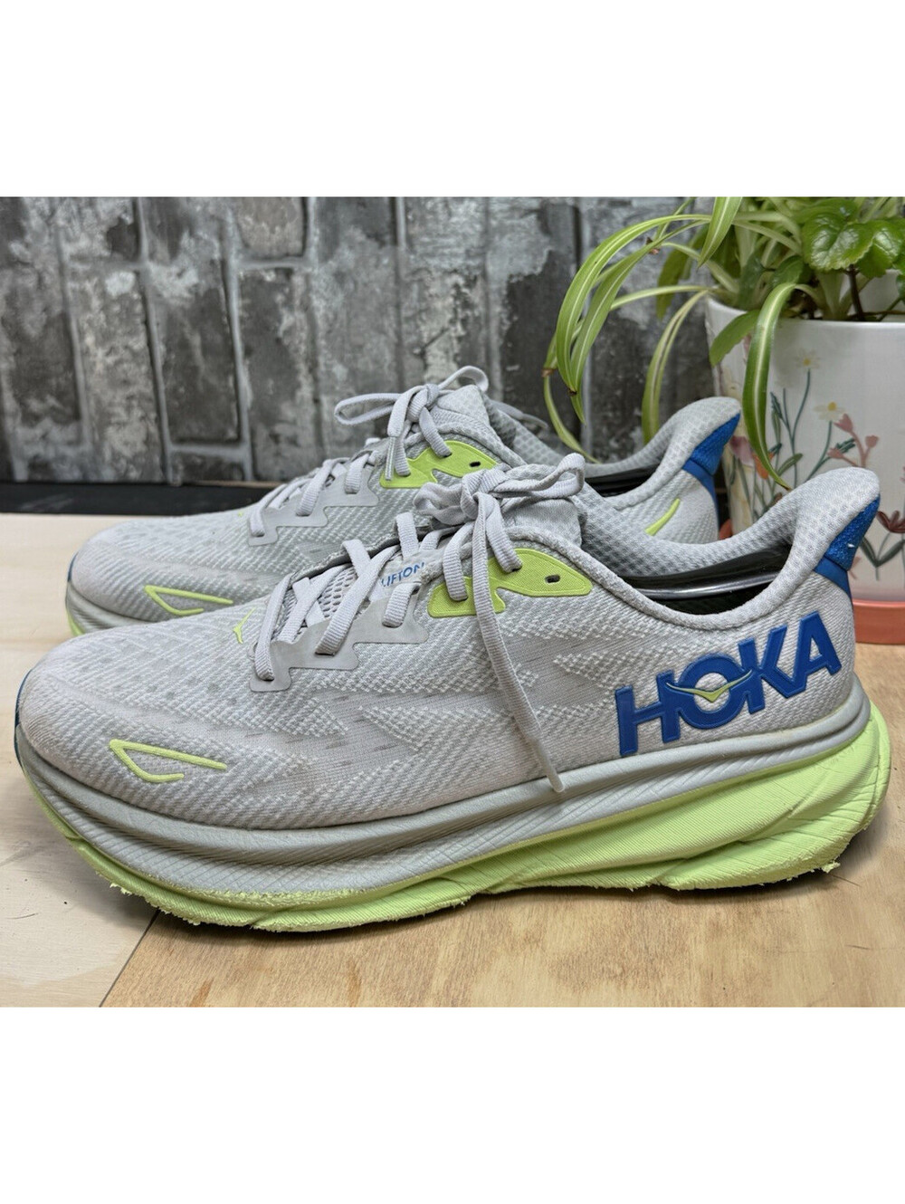 HOKA Clifton 9 Men's Gray/Green/Blue Low Top Lace-Up Knit Sneaker 1127895